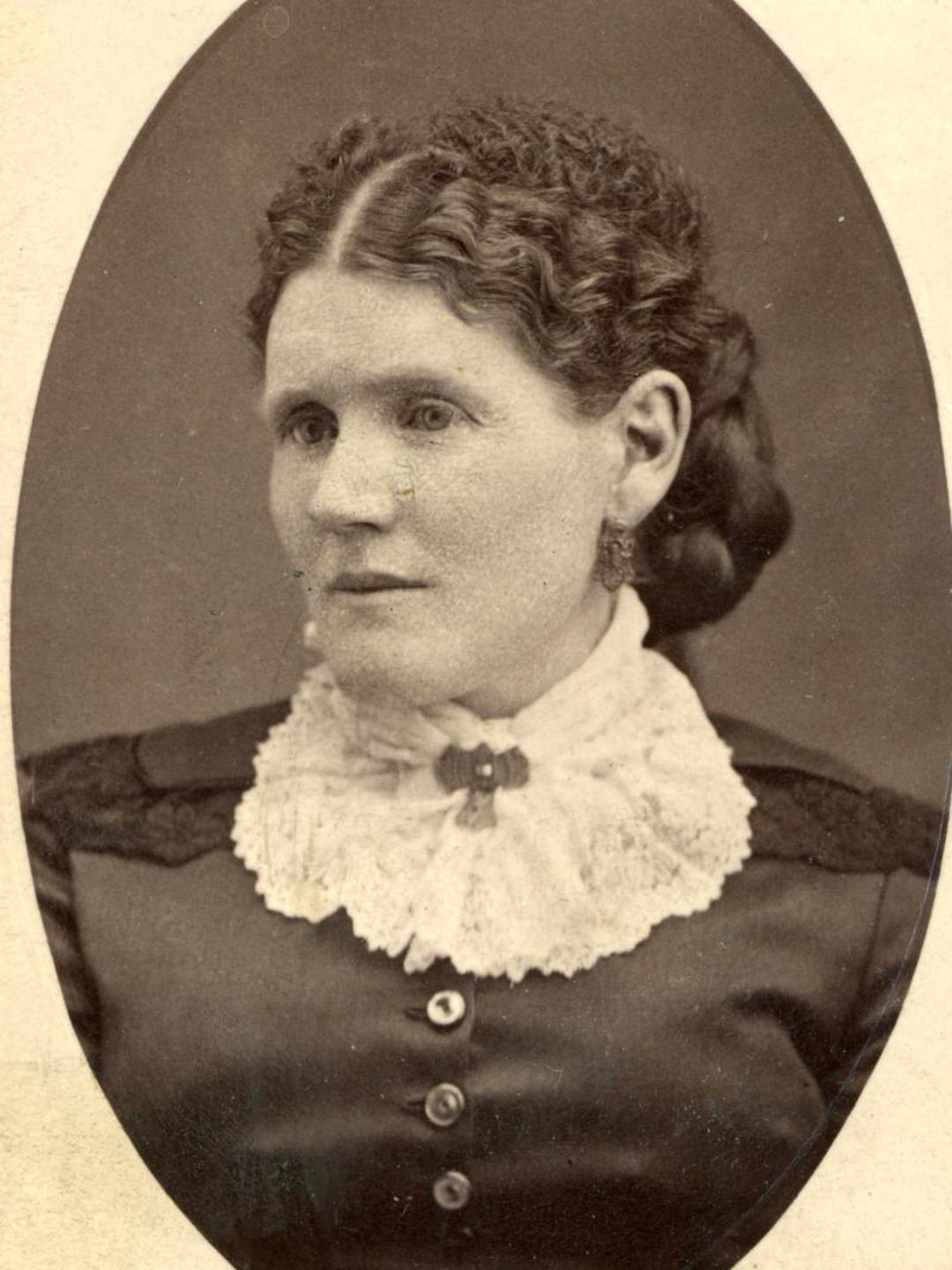 Emma Parry (1850 - 1918) Profile